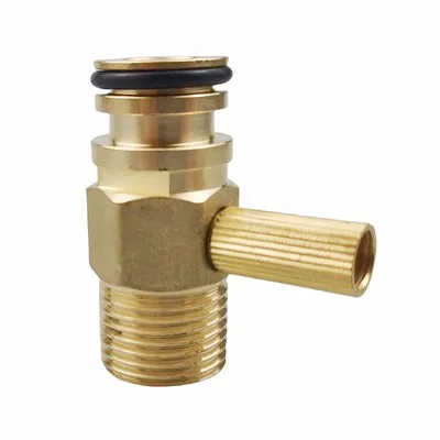 Каково назначение резьбового соединения водонагревателя?